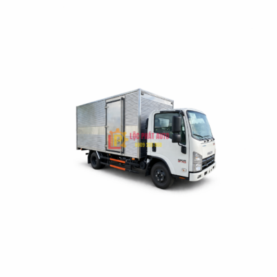 Xe Tải Isuzu QKR 210 2.4 Tấn Thùng Kín Composite