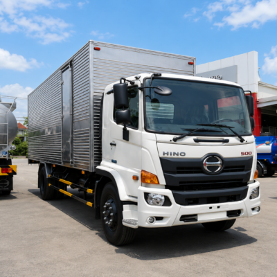 Xe Tải Hino FG8JT8A 8 Tấn Thùng Kín